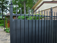 Privacy aluminum fence